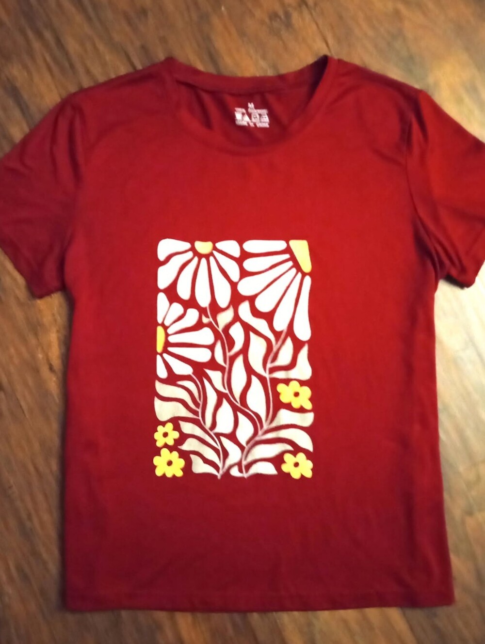 Women’s Red Floral Graphic Tee